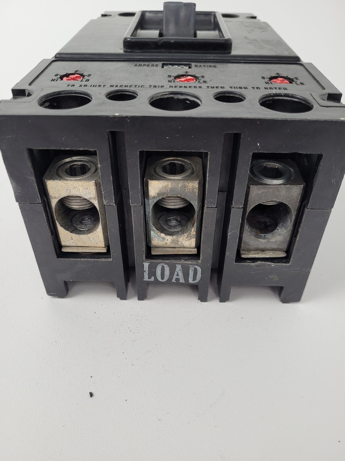 LB3250 Westinghouse 400A Frame Circuit Breaker w/ 250 Amp Trip – Next Day Option