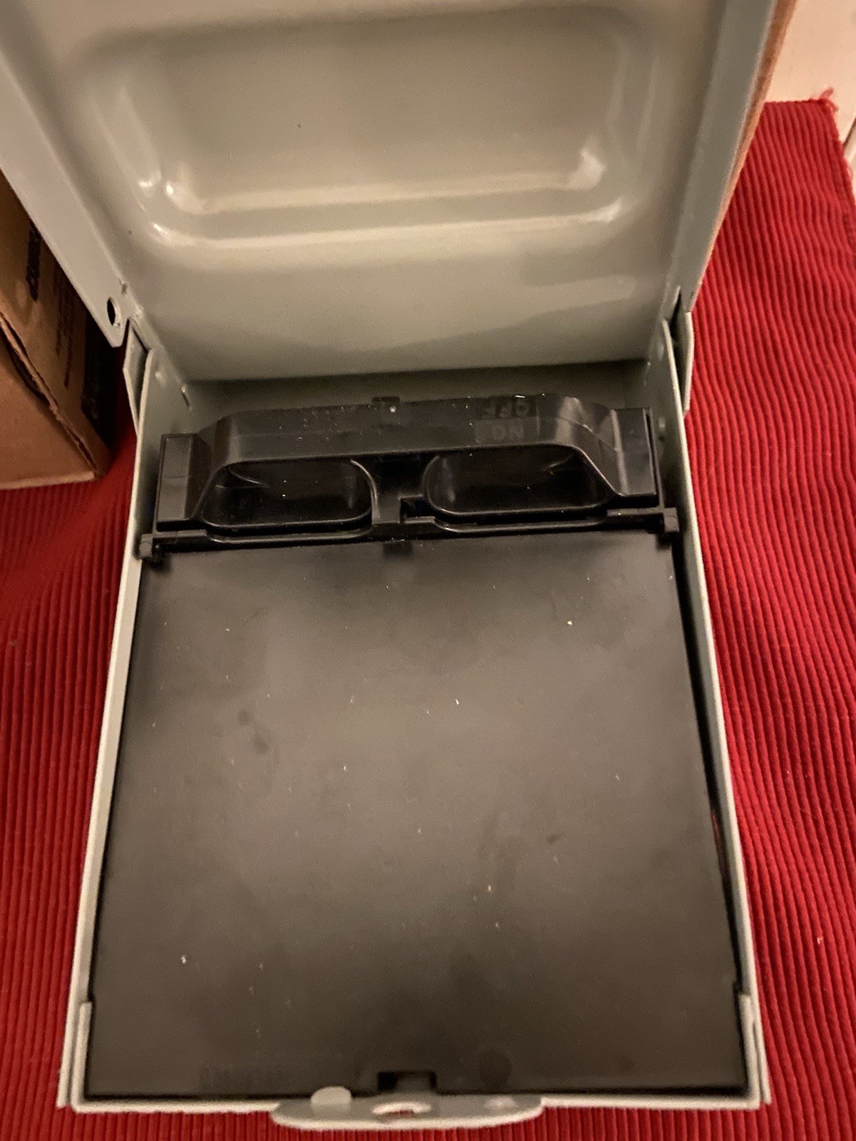 GE TF30RCP Air Conditioner Disconnect [30-Amp 120/240Volt Fused]