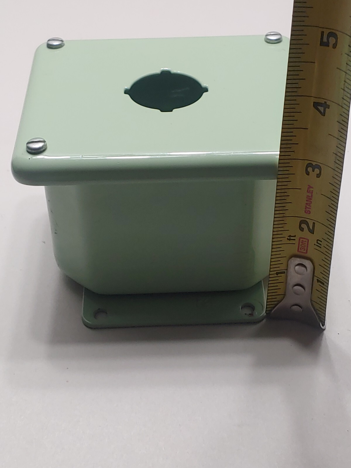 Hoffman 1 Hole Push Button Enclosure Box 3.5″x4″x2.75 Industrial Mint Green