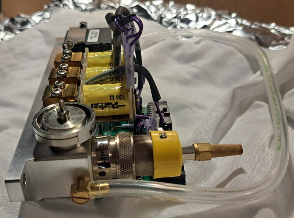 Thermo Fisher Scientific 1R120590-6037 Pressure Control Module Assembly