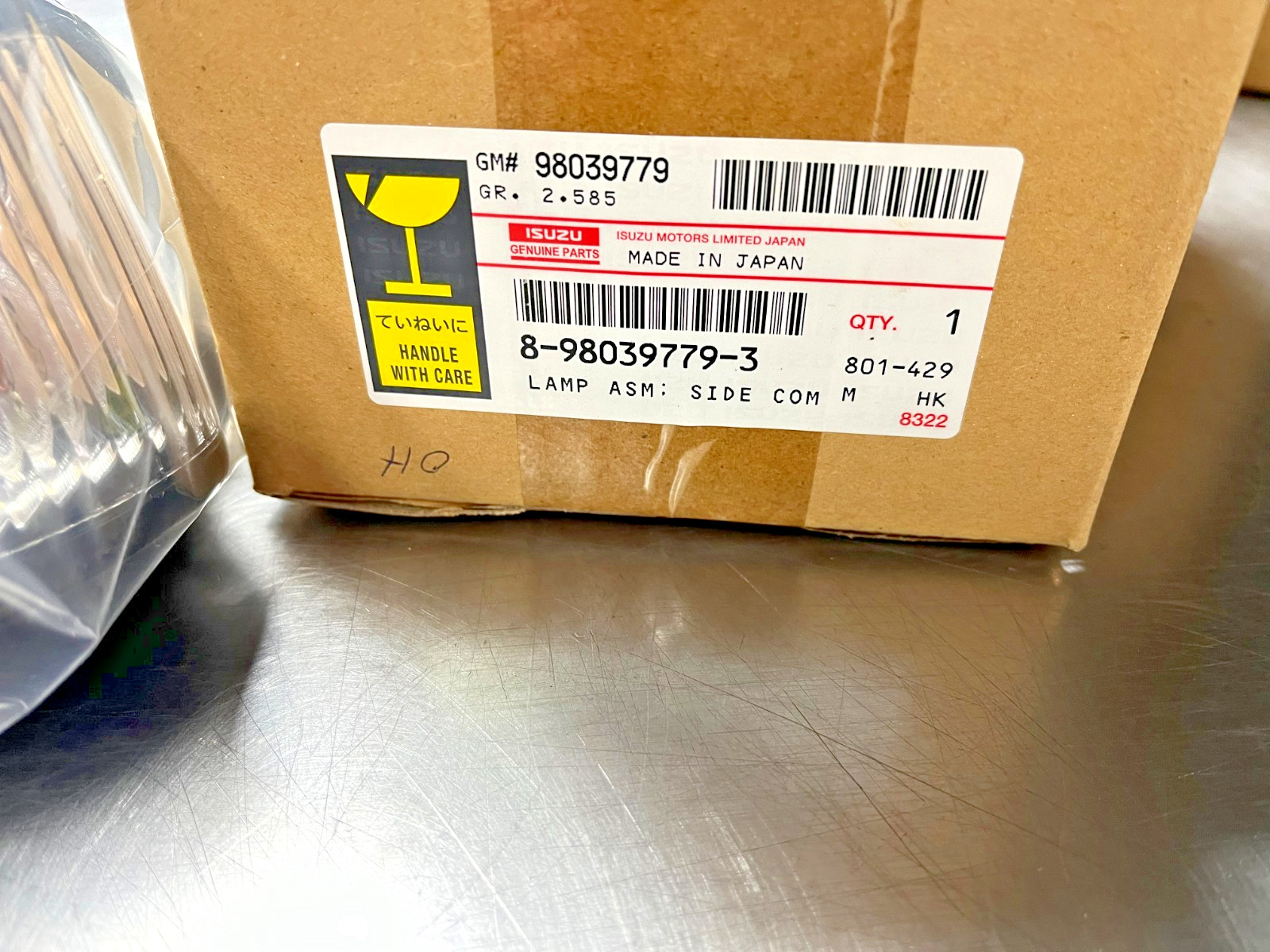 8-98039-779-3 Isuzu OEM GM Drivers Side Marker LAMP 2007-20 NPR Series 98039779