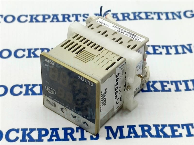 Azbil SDC15 C15TC0TA0200 Temperature Controller AC100-240V 50/60Hz 12VA MAX.