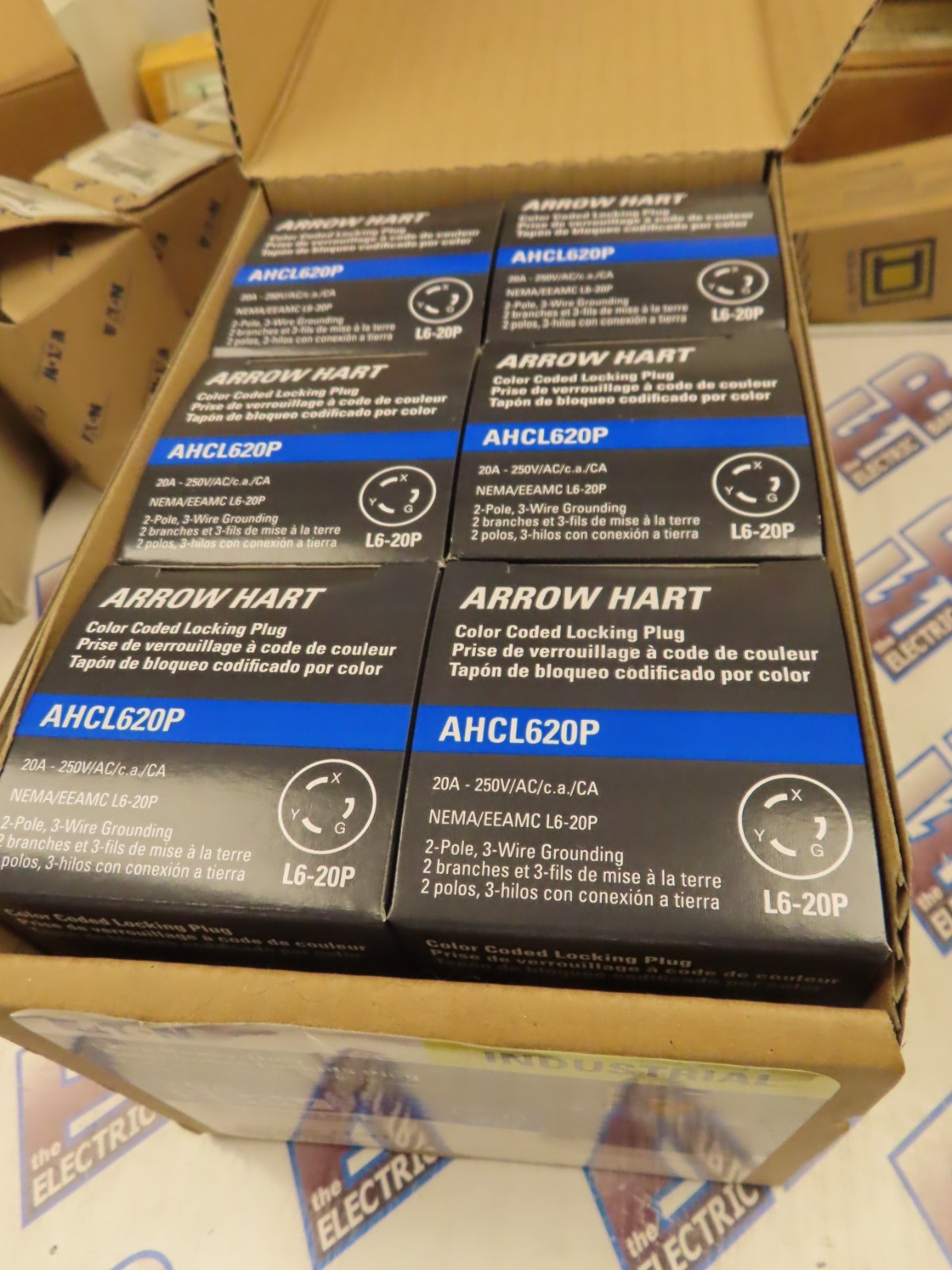 Eaton AHCL620P Twistlock Plug (BOX OF 6) 20 Amp 250 Volt 3W Blue L6-20P -NEW-B