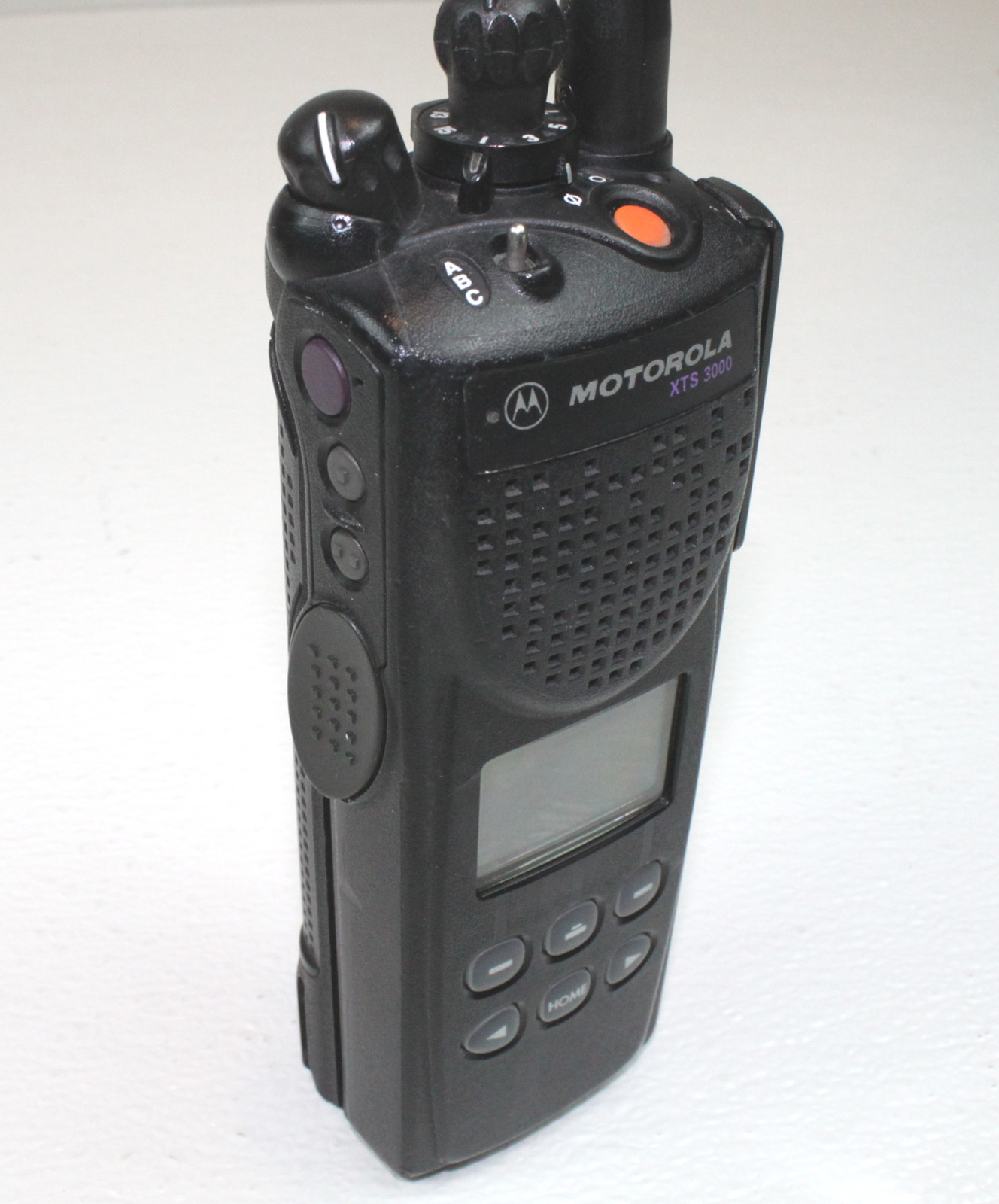 Motorola XTS3000 Model 2 VHF (136-174MHz) Portable Radio