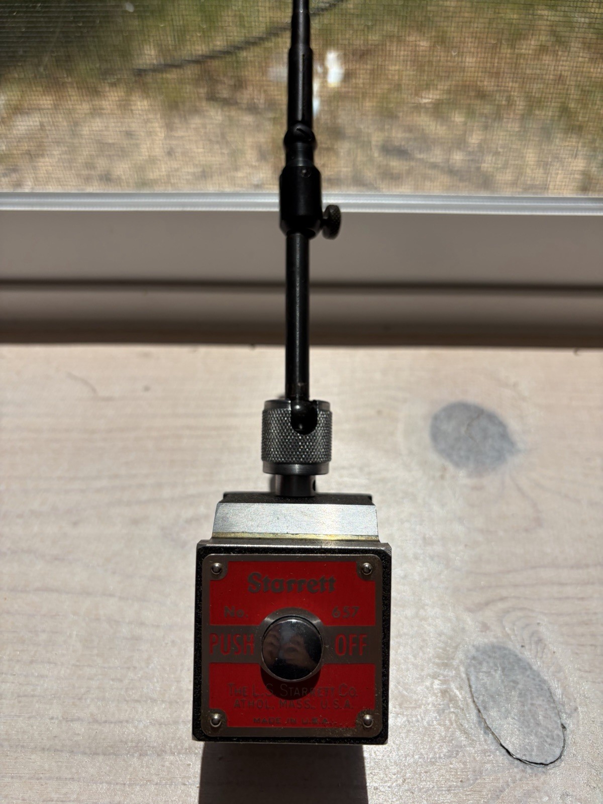 Starrett 657C Metric Magnetic Base Indicator Holder