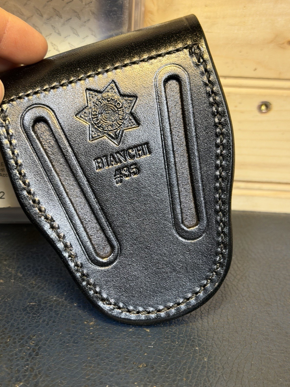 Bianchi 35p coverd cuff case handcuff Black Leather Part No. 13752 2.25” Belt