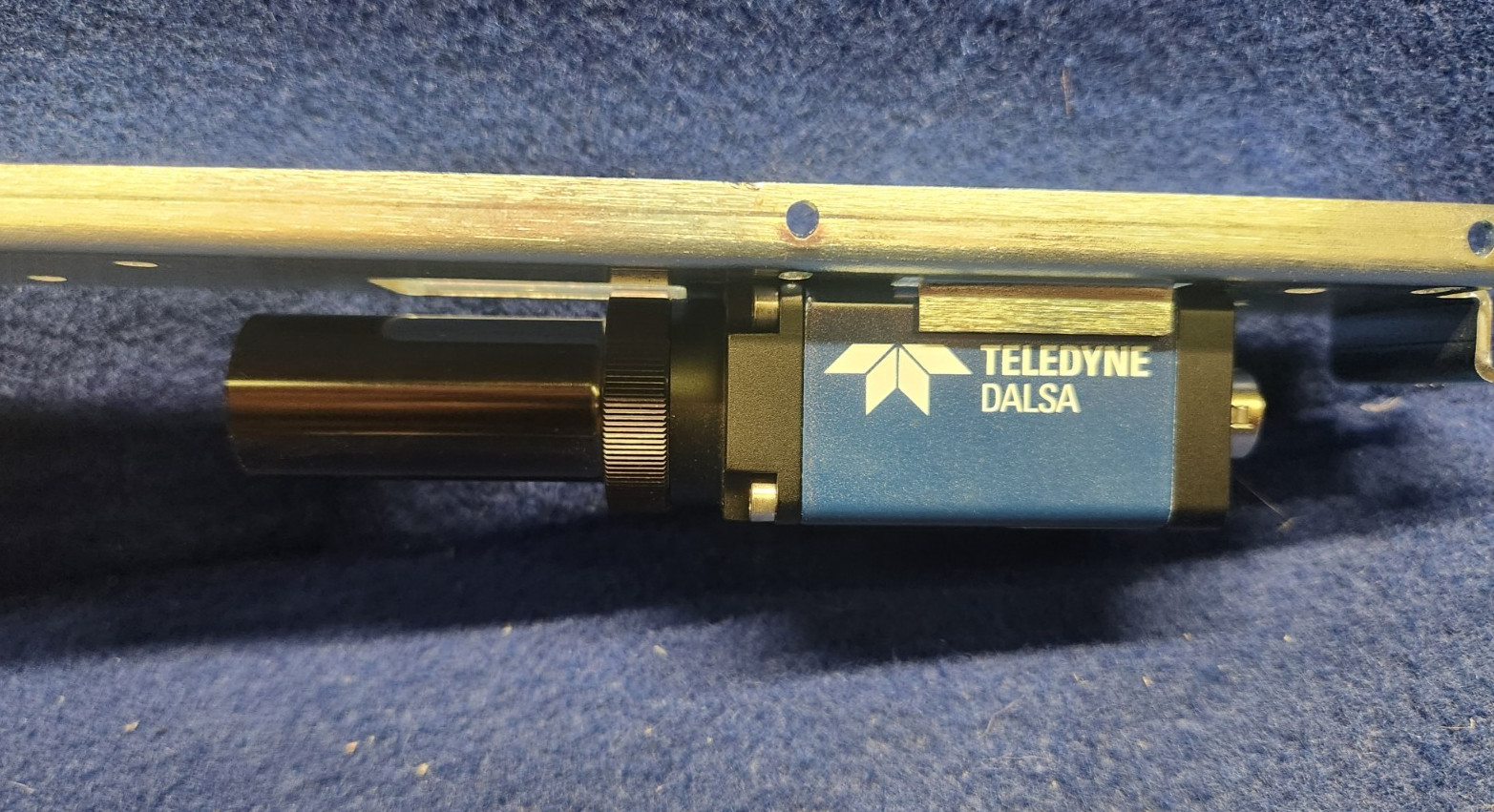 TELEDYNE Dalsa Genie CR-GEN0-M6400R3 Industrial CCD Camera w/ Cables, Microscan