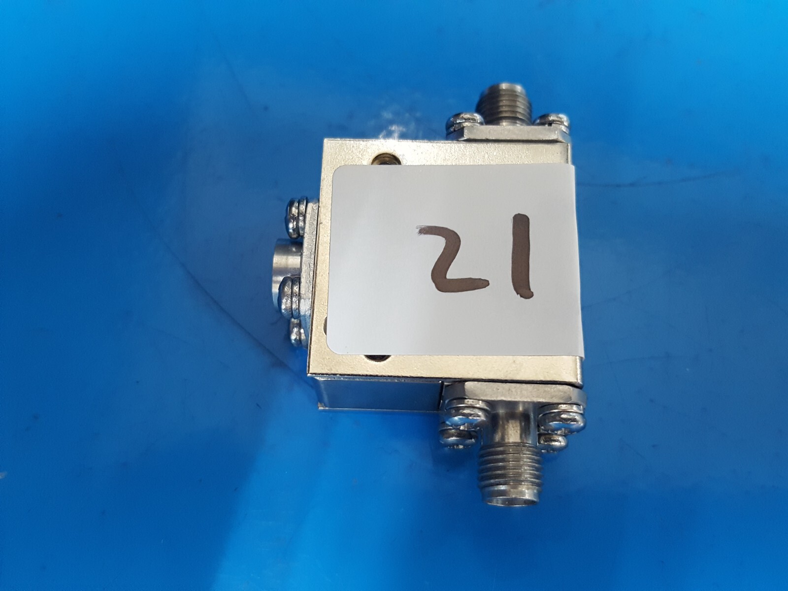 Narda CIC01A1720-01: Circulator 1.7 – 2.0GHz (21)