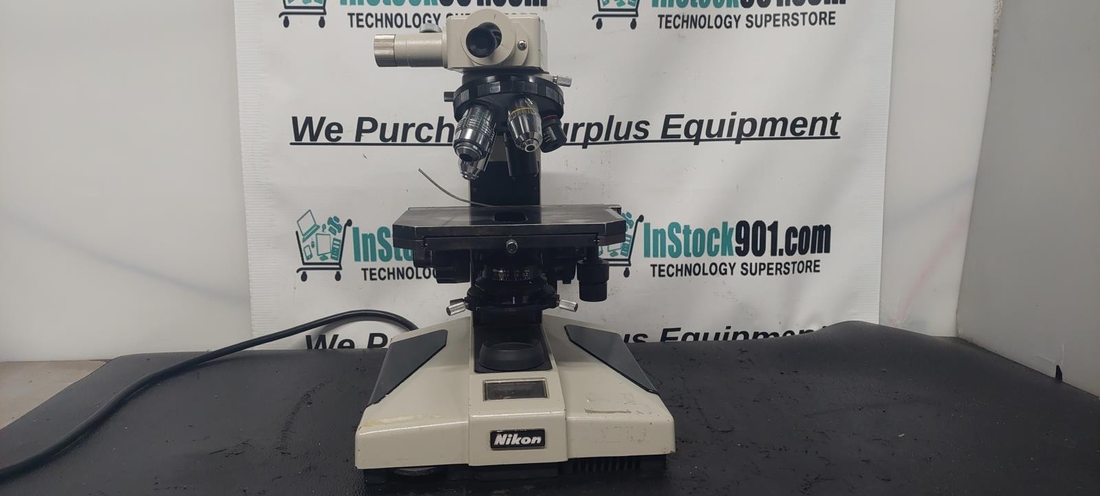 Nikon Optiphot Microscope w/ 6 Objectives