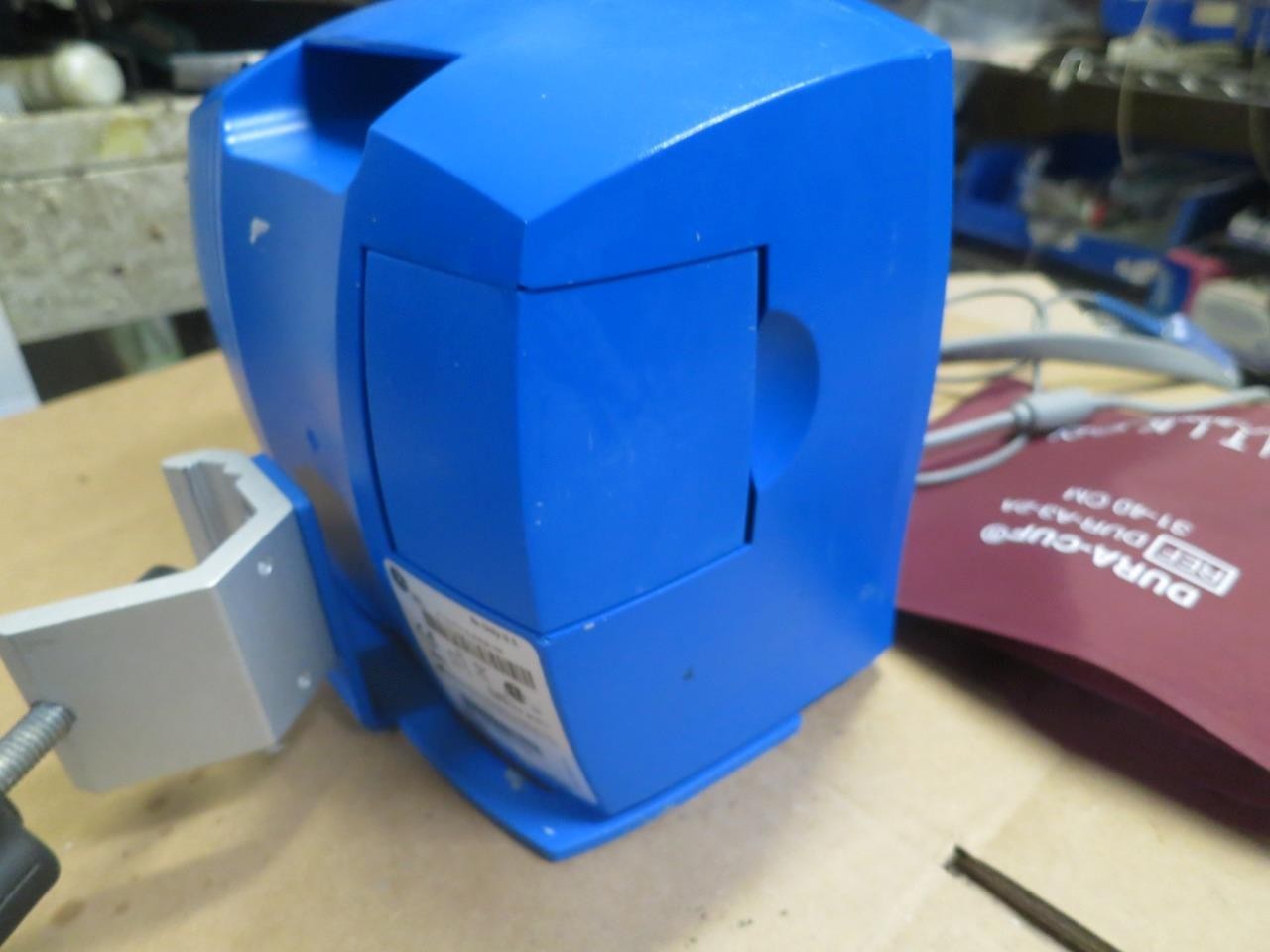 GE CareScape V100 Vital Signs Monitor NIBP Nellcor SpO2pole mount printer