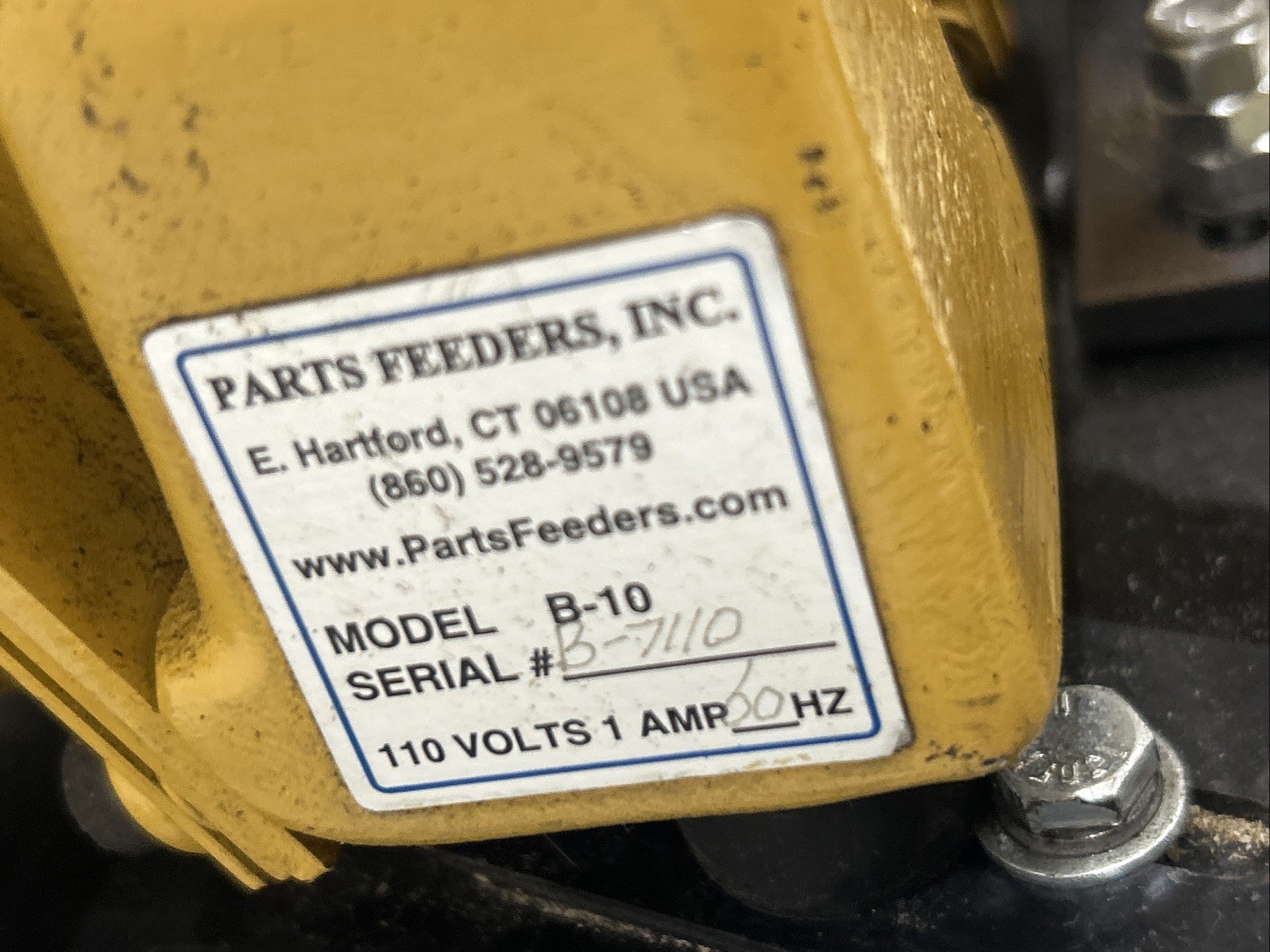 DTI 5000 Automatic Feed Screwdriver. Industrial Automatic Blow Feed Screw Gun.