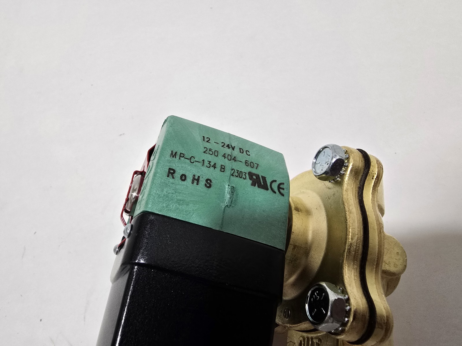 Asco Redhat 8210P093 12-24/DC, 3/8″ NPT Solenoid Valve Normally Closed 0-150 PSI