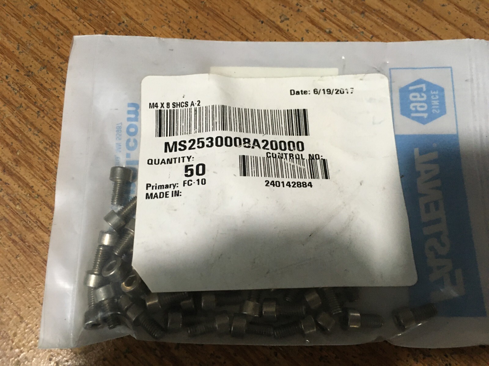 (50) M4-0.7 x 8mm ISO 4762/DIN 912 Hex Drive Grade A2-70 Stainless Steel Socket