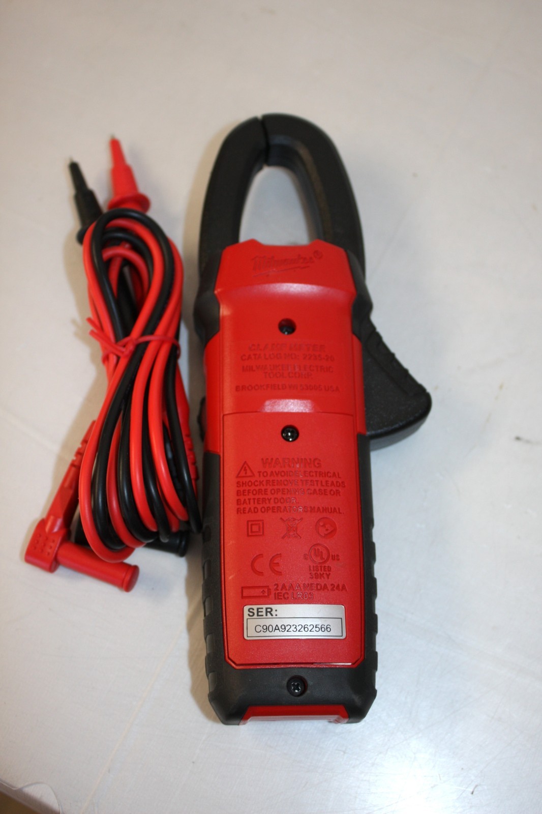 Milwaukee 2235-20 400 Amp True RMS Clamp Meter – 600V AC/DC CAT III