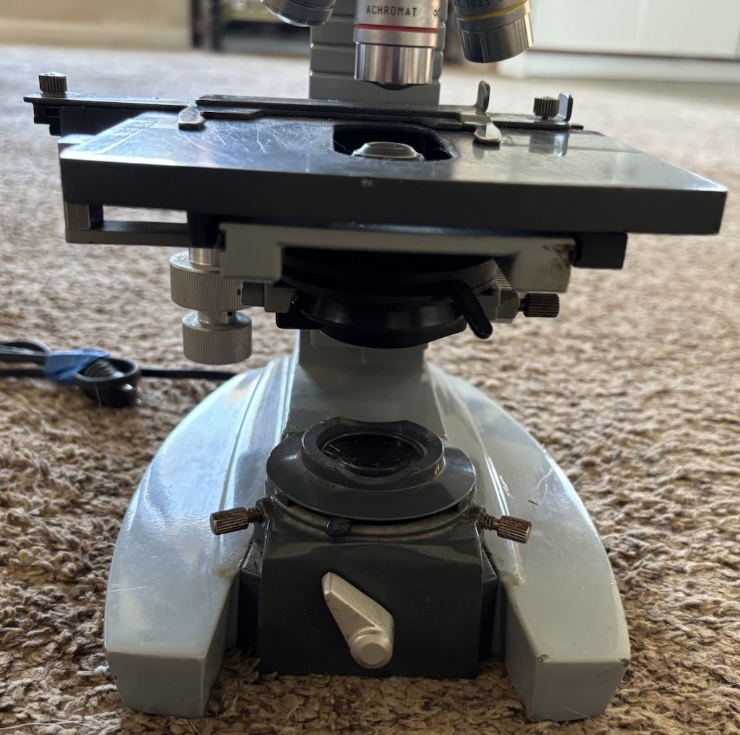 Vintage AO American Optical Spencer 1036A Illuminator Microscope 4x 10x 40x 100x