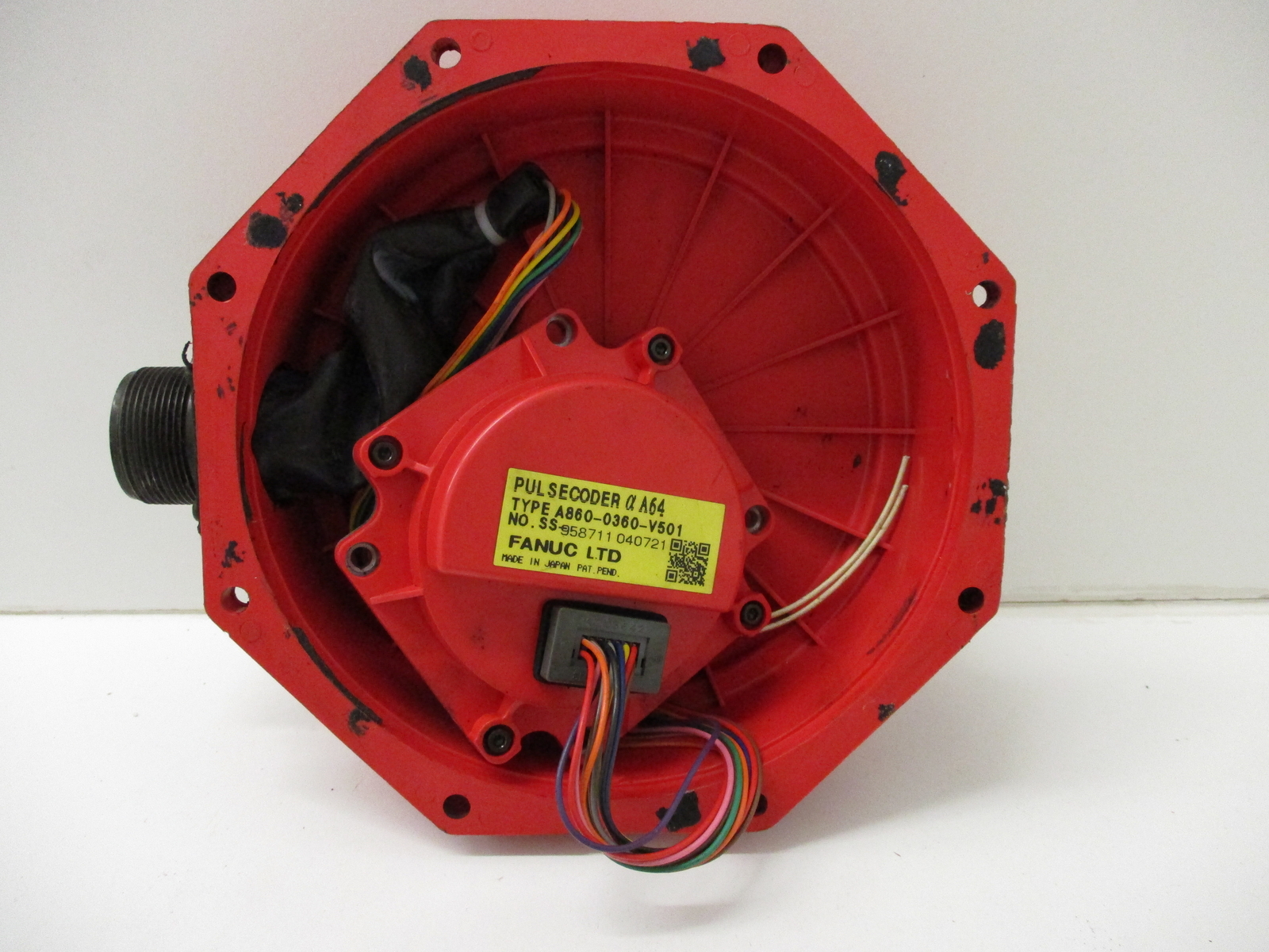 FANUC TYPE A860-0360-V501 PULSE CODER A64 w/7″ HOUSING CASE