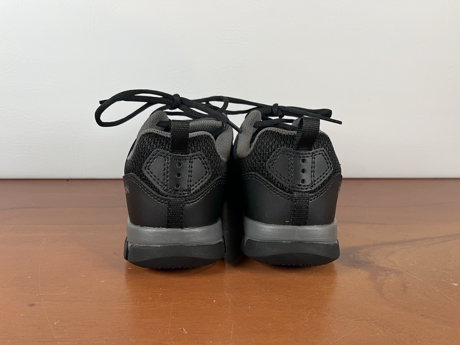 New Reebok Sublite Cushion Black Size 8 Women’s Athletic Comp Toe Work RB416