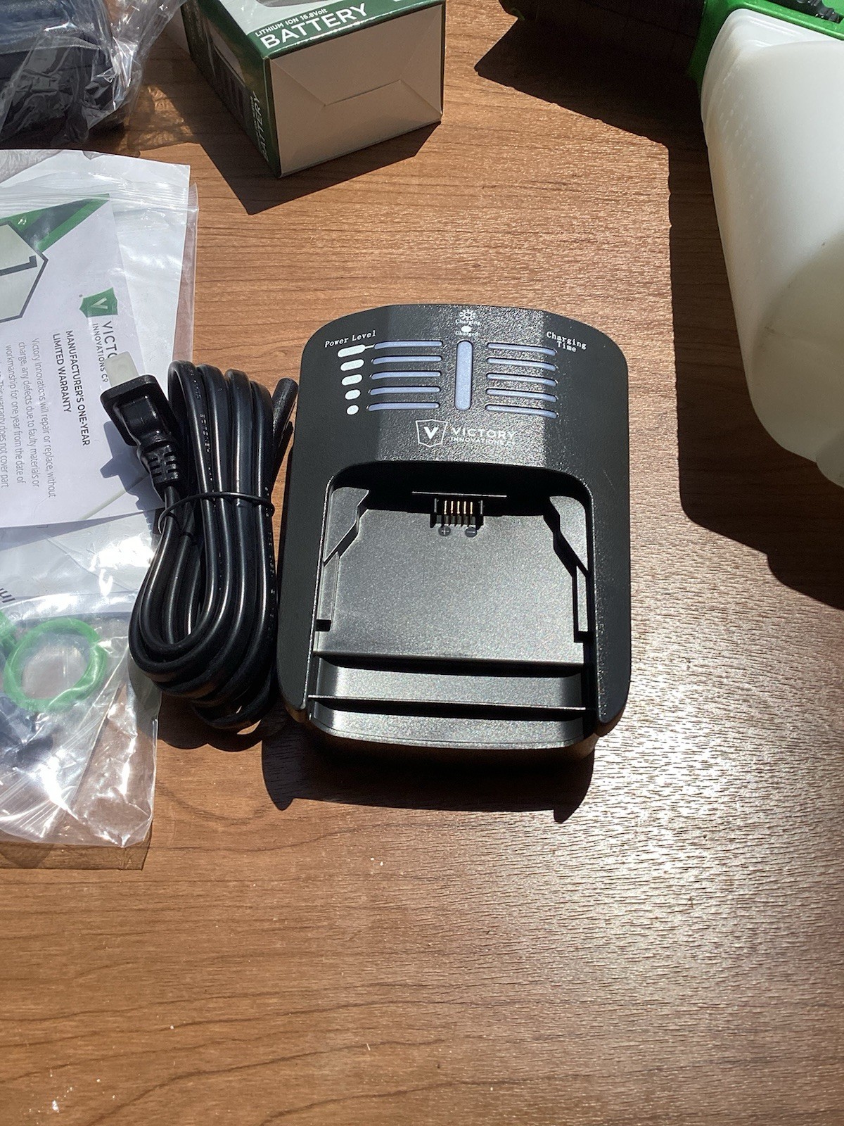Victory Innovations Electrostatic Electric Sprayer Kit 16.8V Lithium Ion Bag New