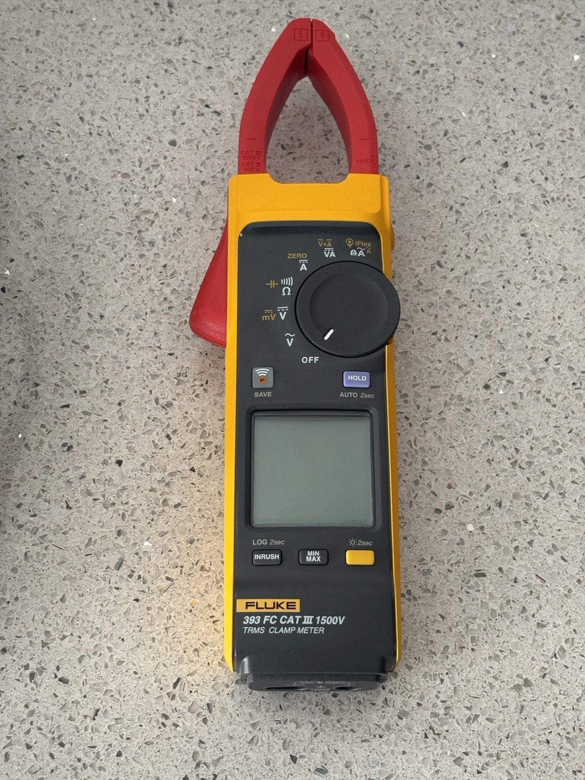 Fluke 393 FC CAT III 1500V TRMS Wireless Clamp Meter with iFlex, IP54-Rated