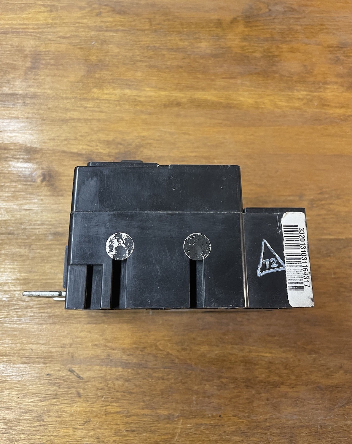 Eaton CSR2200N 200A 2-Pole Main Breaker 201-250V Trip Indicator