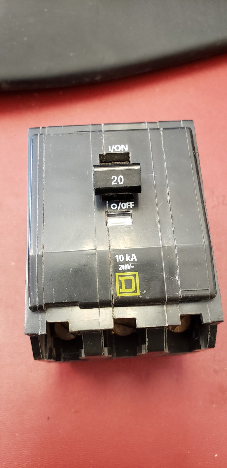 Square D Circuit Breaker 20A 240V 10KA 3 Pole Plug In Mounting Q0320 ( G2-3A)
