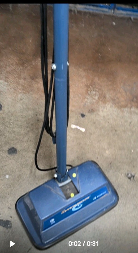 Koblenz P-620A Upright Floor Polisher Scrubber The Cleaning Machine 1100 RPM