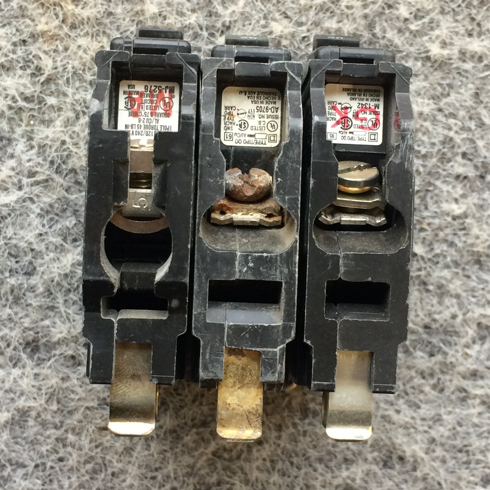 Lot of 3 Square D QO130, QO120 and QO150 Circuit Breakers 1 Year Warranty Yellow