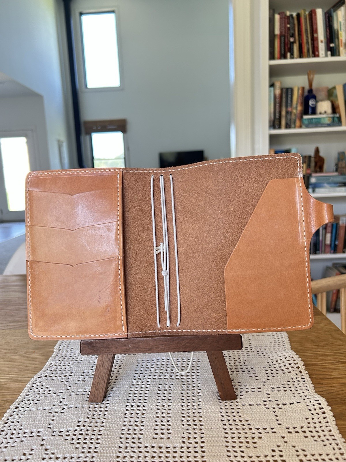 Chic Sparrow A6 Natural Veg Tan Leather Travelers Notebook 4 Notebook Elastics