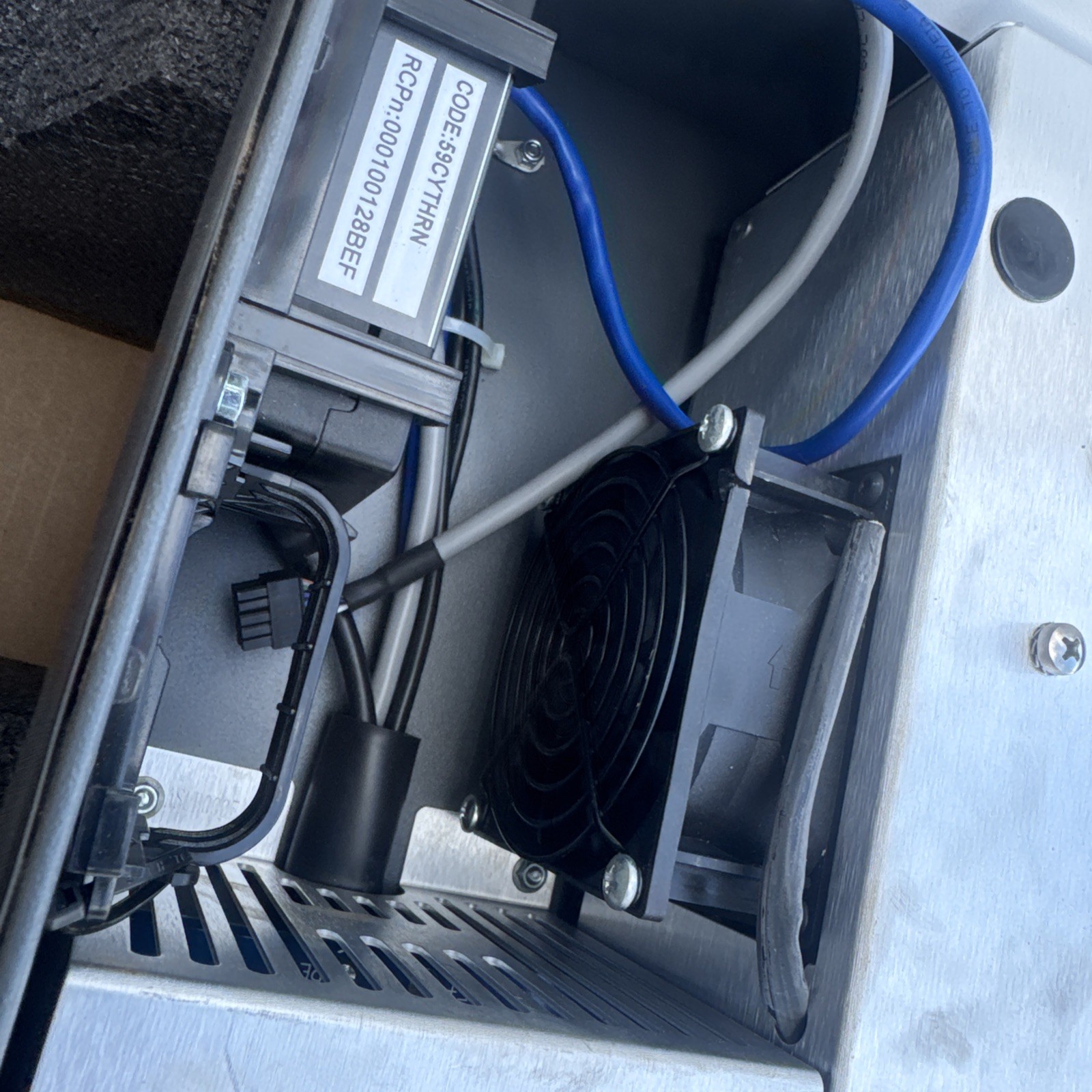 Generac XVT076A03 PWR Single-Phrase Cell Inverter 7.6kW 120/240V For Parts/Rep