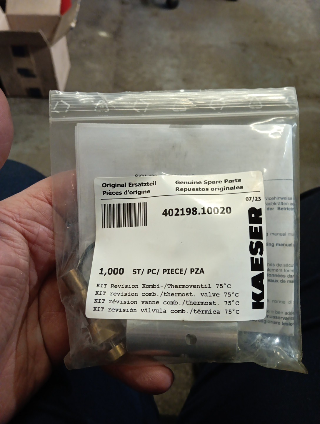 402198.10020 Kaeser Thermostatic Valve Kit