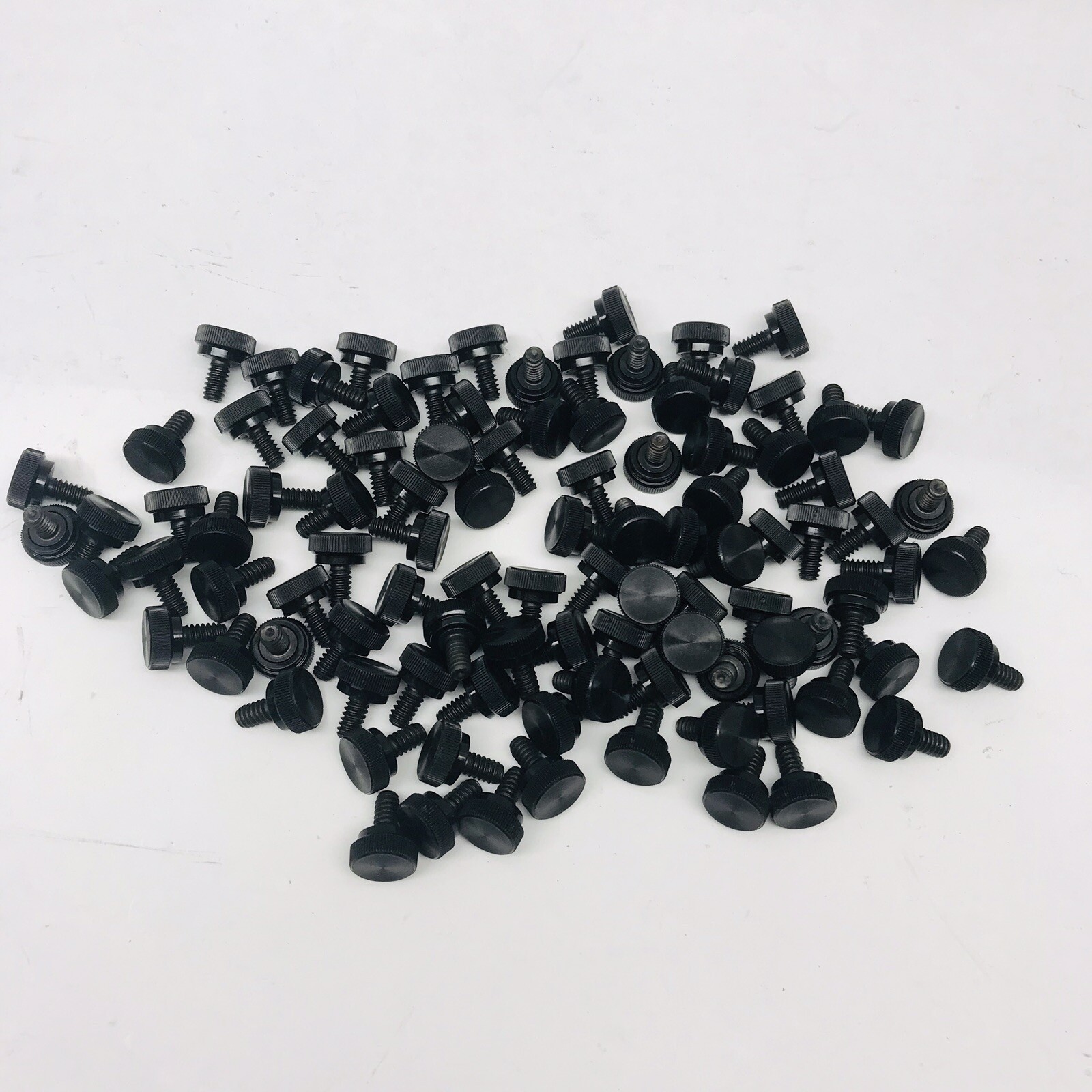 LOT OF 100 SHEAR-LOC® INSTANT THUMB SCREW KNOB PART# 101B-1024-0.37A