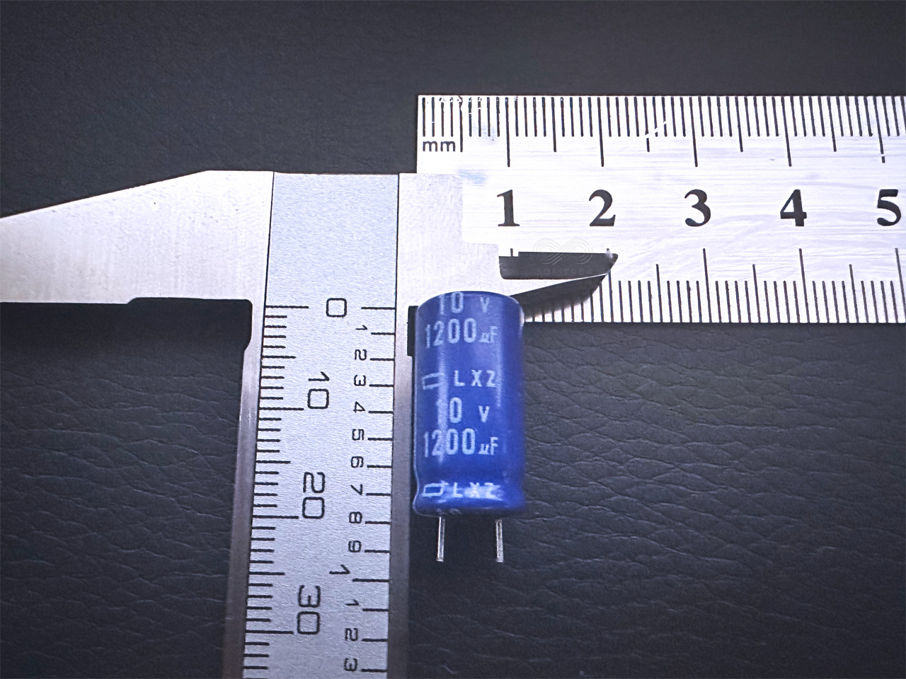 10Pcs ELXZ100EC3122MJ20S ChemiCon 1200uF 10V 10x20mm PC-Pin Capacitor