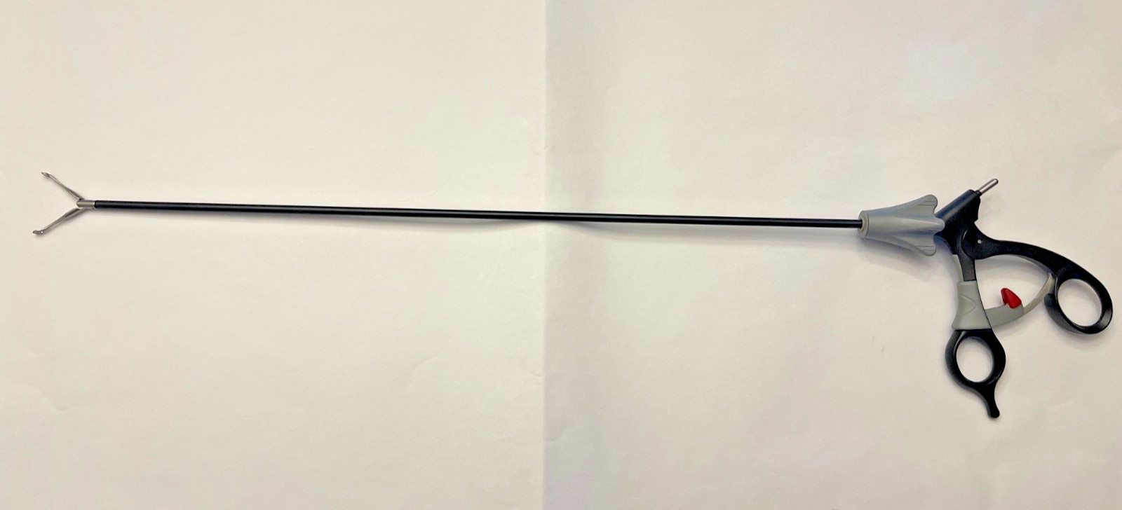 Aesculap P0959R AdTec 5mm x 45cm Monopolar Babcock Grasper Laparoscopy