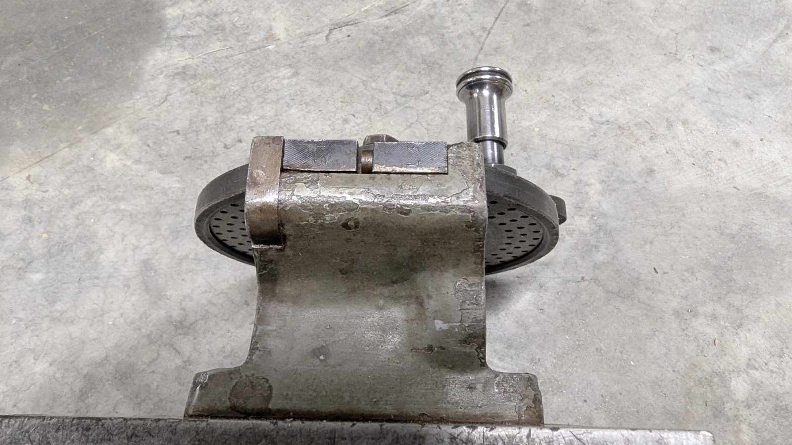Hardinge dividing head 5C bore 4 deg taper nose 1 index plate *READ DESCRIPTION*