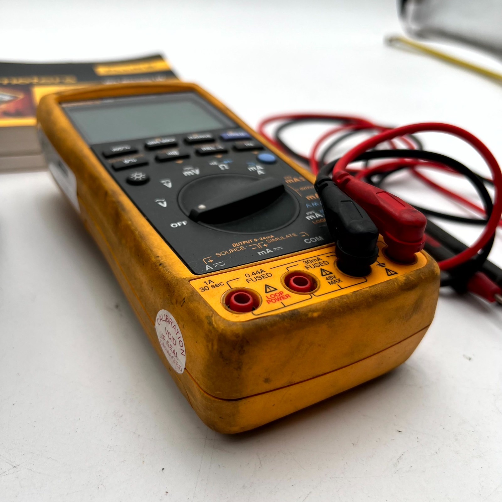 Fluke 789 ProcessMeter Digital Multimeter Loop Calibrator LCD Display With Leads