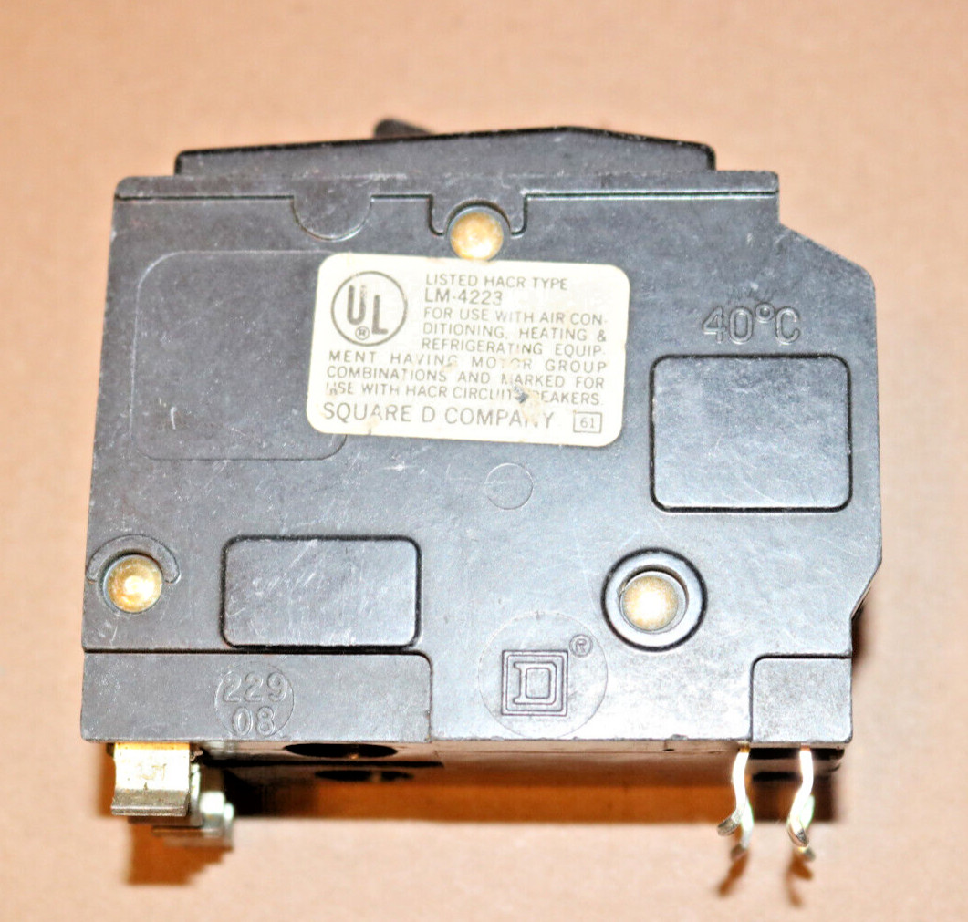 Square D QO240 2 Pole 40 Amp 120/240V Type QO Circuit Breaker Used