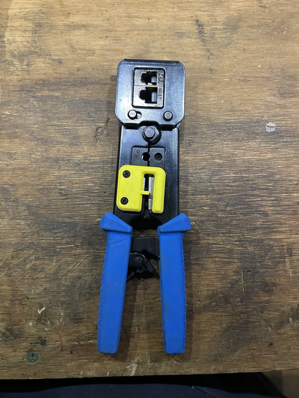 Platinum Tools PRO-HD Hand Crimper for RJ45/RJ11 & Wire Stripping, Blue Handles