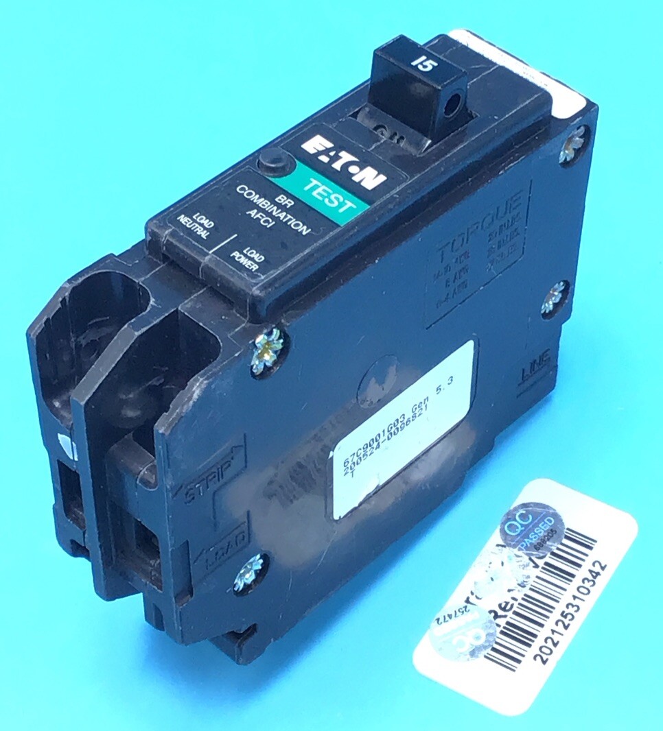 New Circuit Breaker Eaton BRP115AF 15 Amp 1 Pole 120V AFCI Plug-On Neutral @@