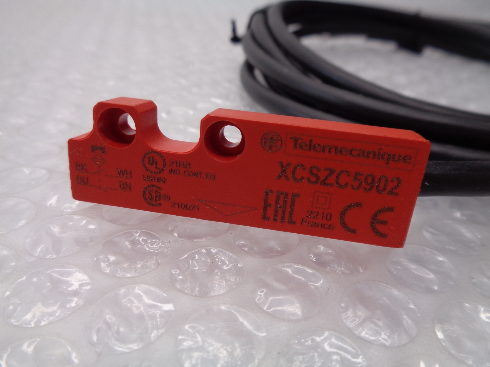 TELEMECANIQUE XCSZC5902 INTERLOCK SWITCH NSNP