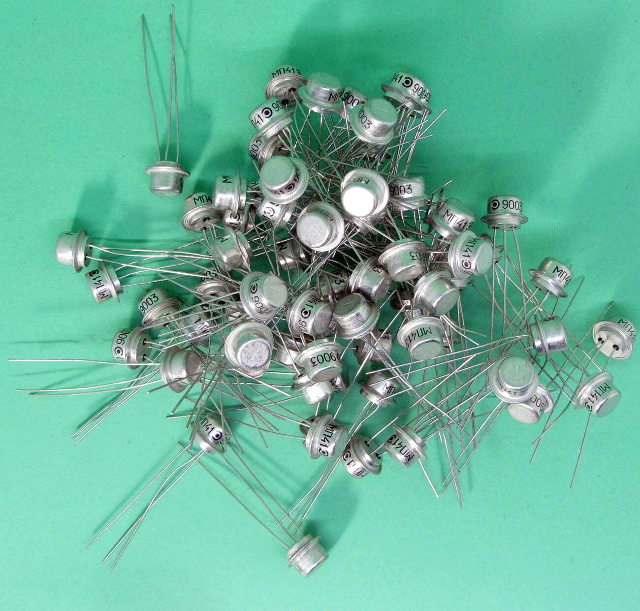 + 100pcs Vintage Germanium transistor USSR P-N-P MP41 (МП41) ~ AC540