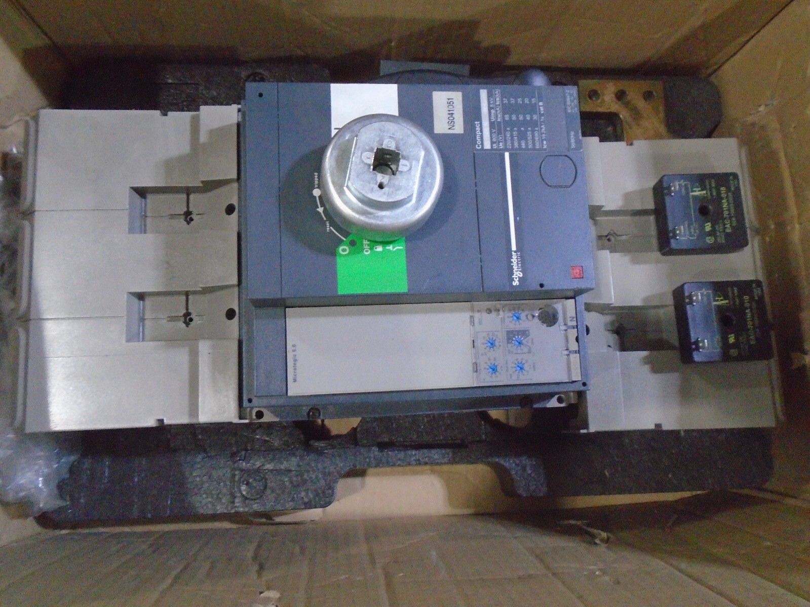 SCHNEIDER ELECTRIC NS1600N-3P-MAN MICROLOGIC 5.0 CIRCUIT BREAKER