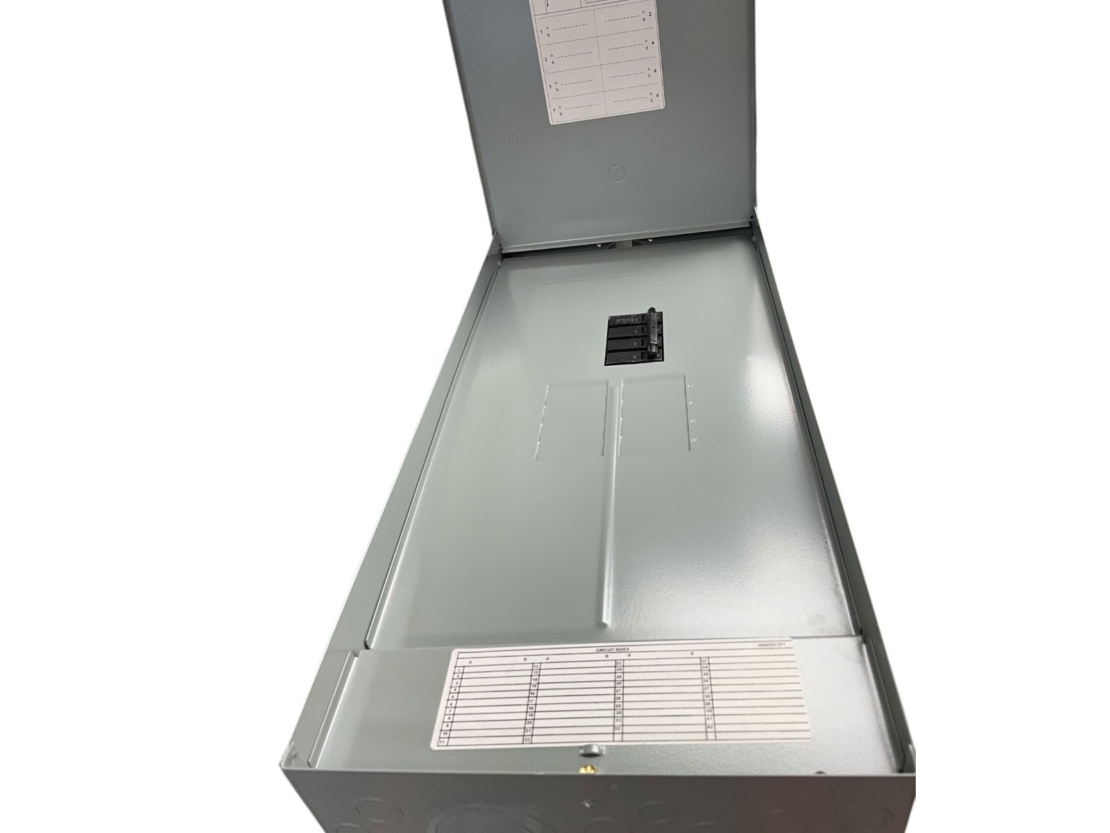 GE Main Breaker Circuit 200 Amp, 8 Spaces, 16 circuits TM820RCUFLP