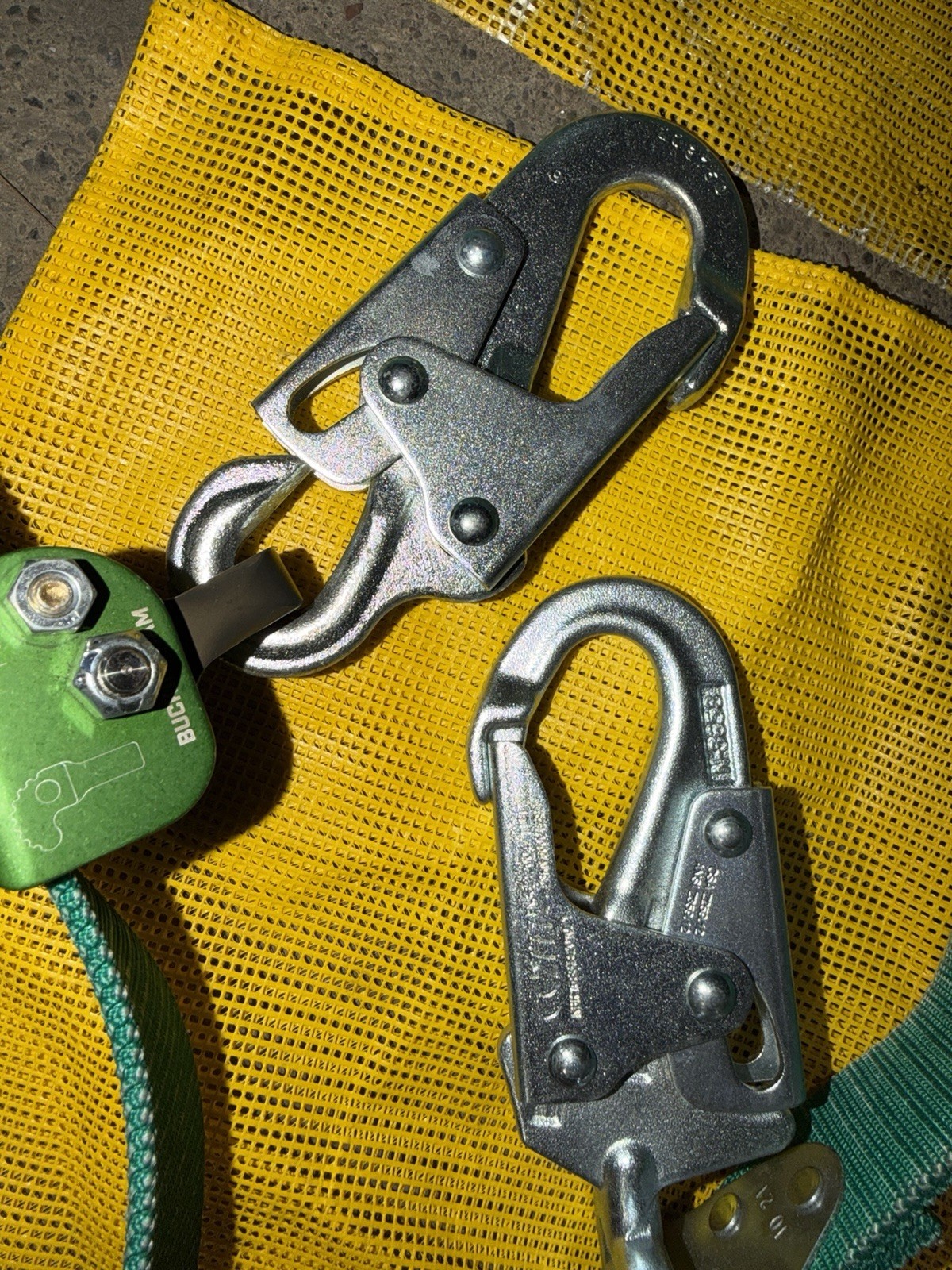 Buckingham 490DWDS Adjustable Positioning Lanyard with Rope Grab & Snaps