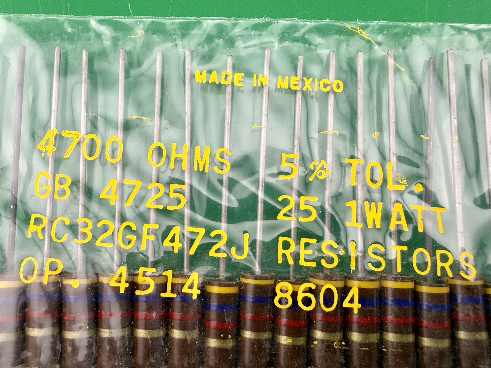 4,700 Ohm 4.7K 1 Watt 5% Allen-Bradley Carbon Comp Resistors NOS (25 Pieces)
