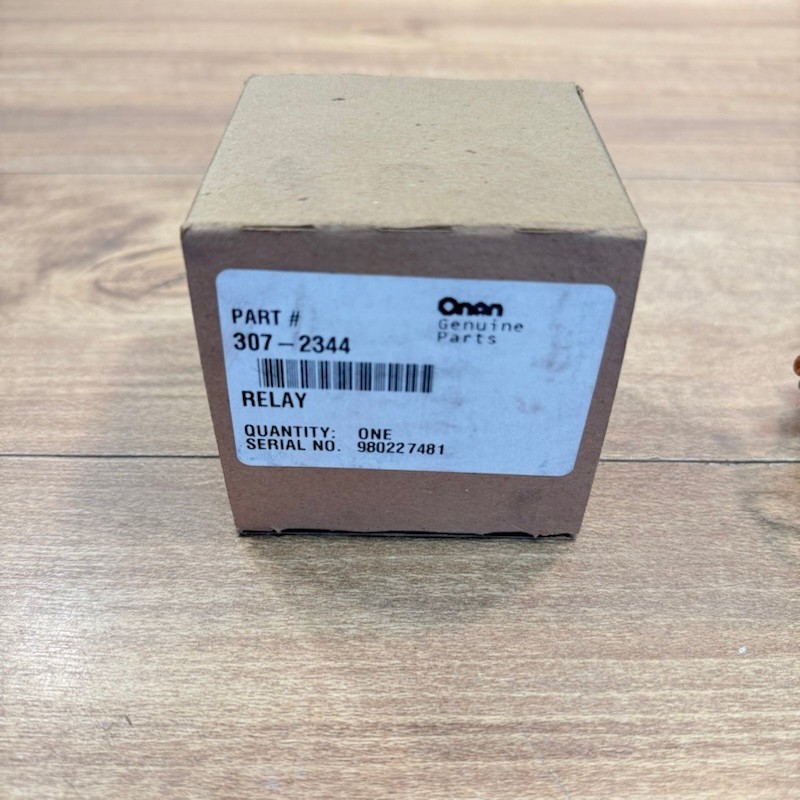 New ONAN OEM NOS SOLENOID RELAY / 307-2344