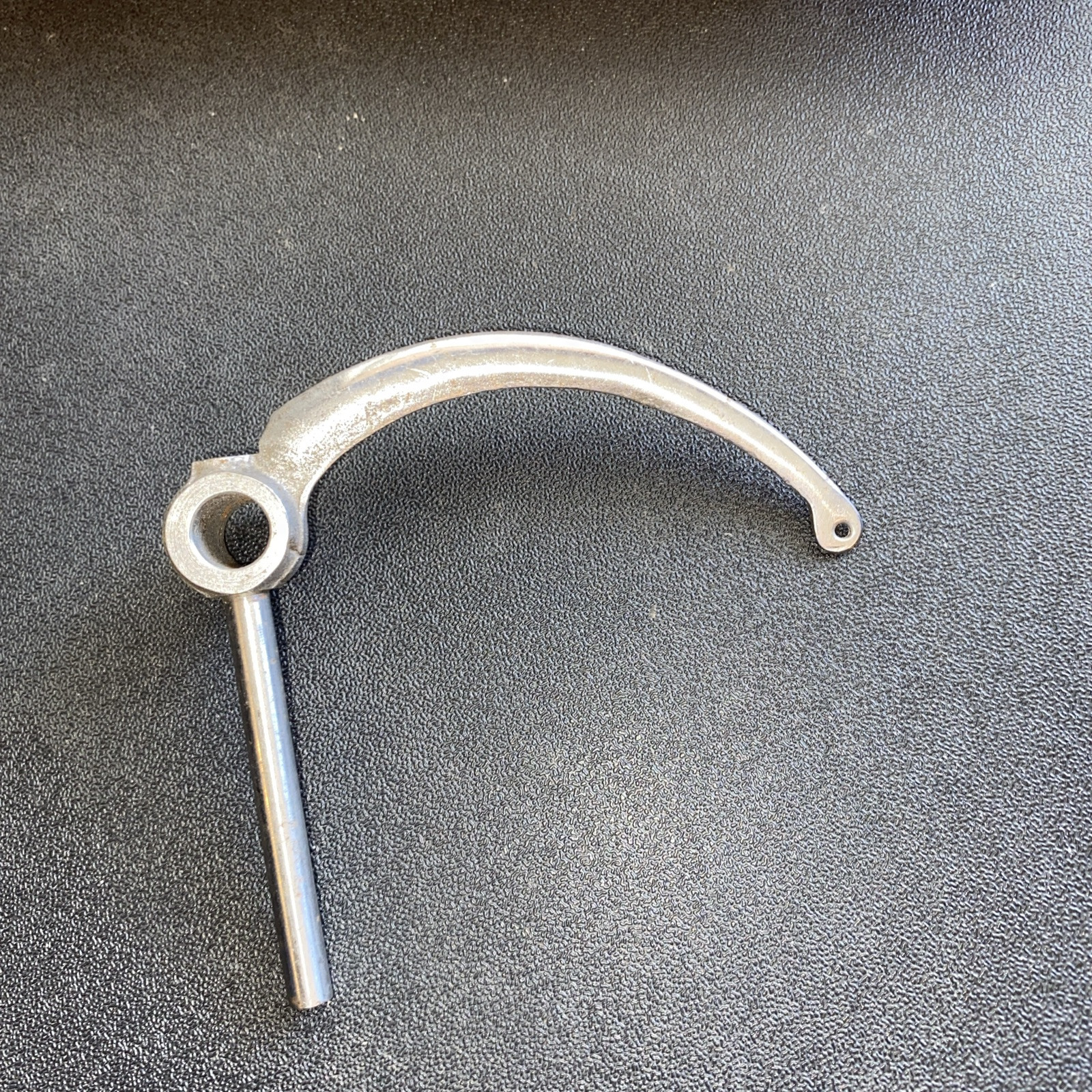 *NOS* 244059-SINGER-TAKEUP LEVER-FOR SEWING MACHINES-FREE SHIPPING*