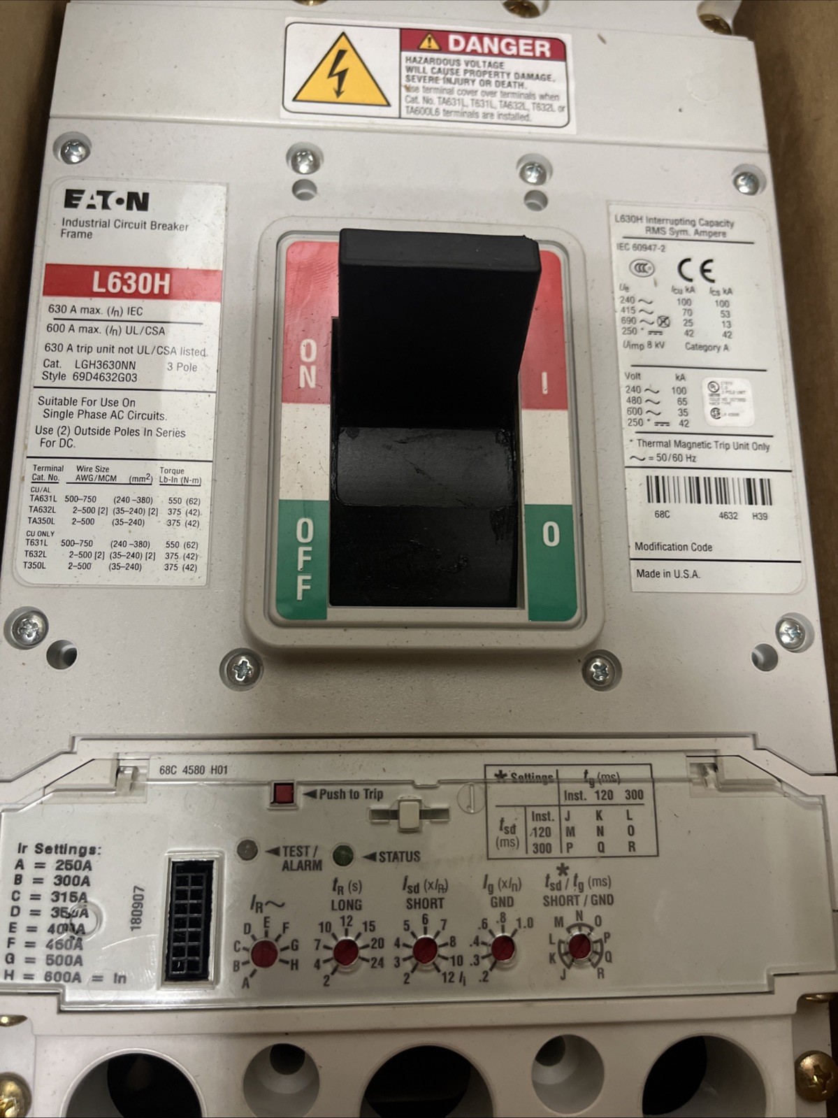 NEW Eaton LGH3630NN 630 Amp 3-Pole Circuit Breaker L630H 630A 3P 600V