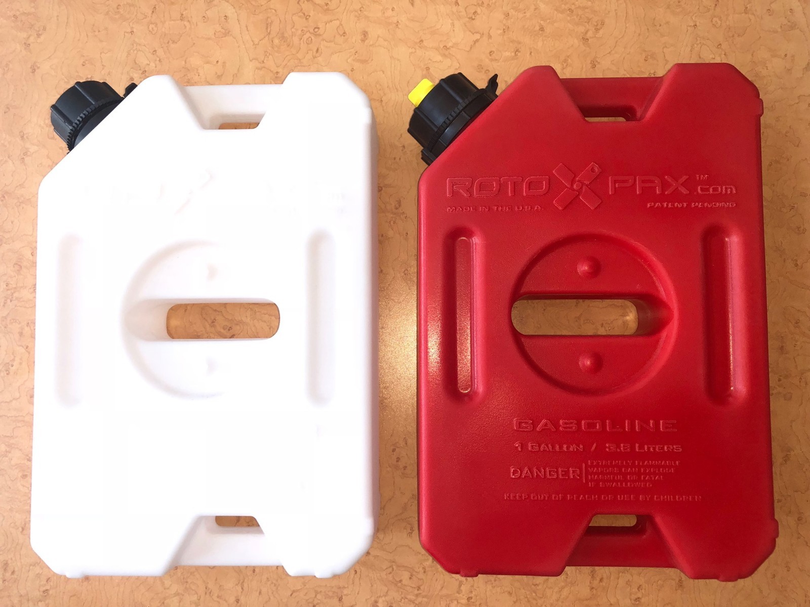Set Rotopax 1 Gal Water & 1 Gal Gas For Jeep-ATV-UTV-Polaris RZR