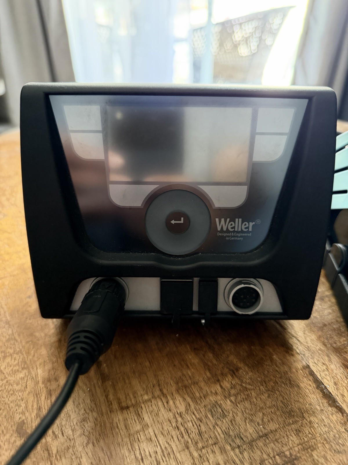 Weller WX2 Blue Black Wired 120/24V 2-Channel Digital Soldering Power Unit
