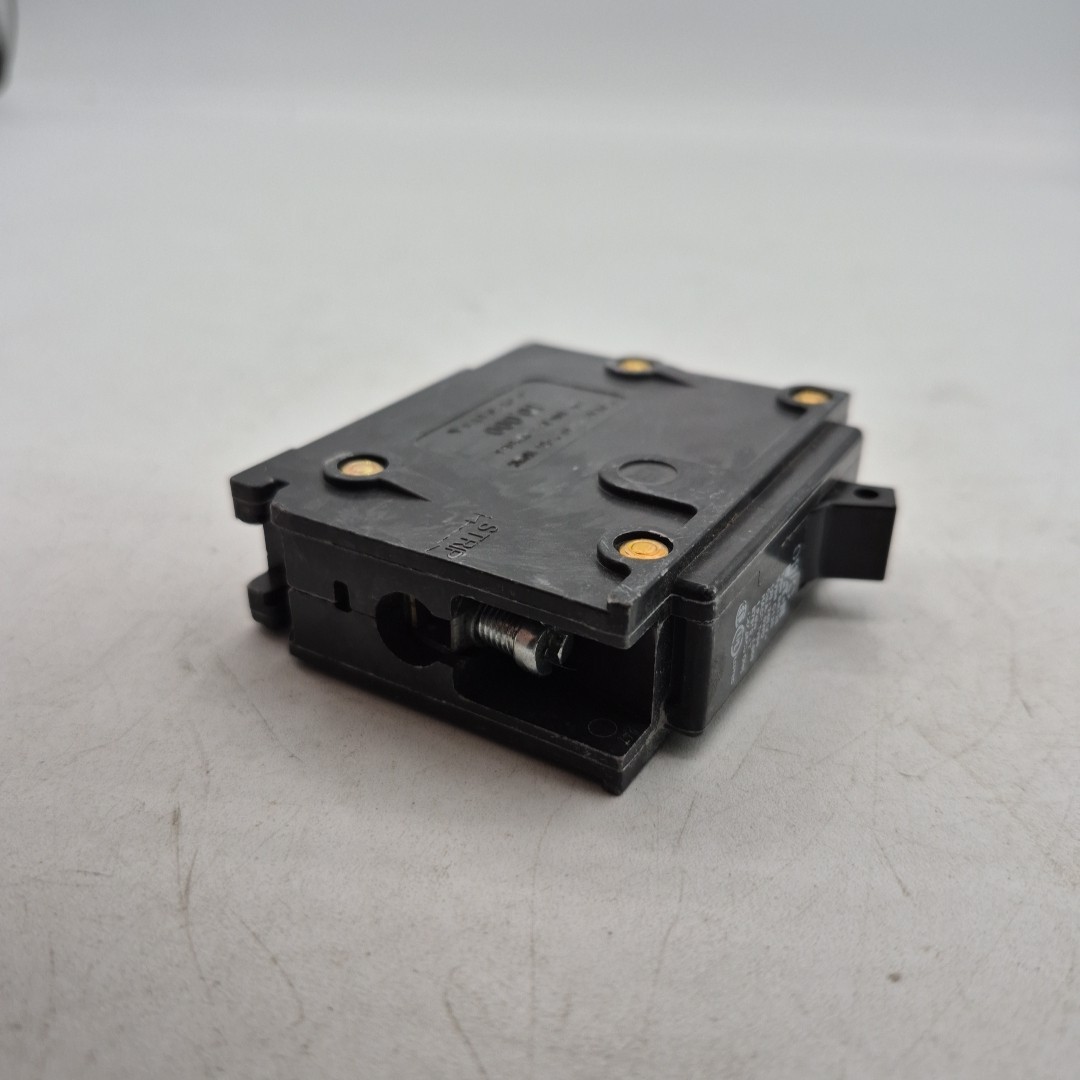 Eaton BR120, Circuit Breaker, J10